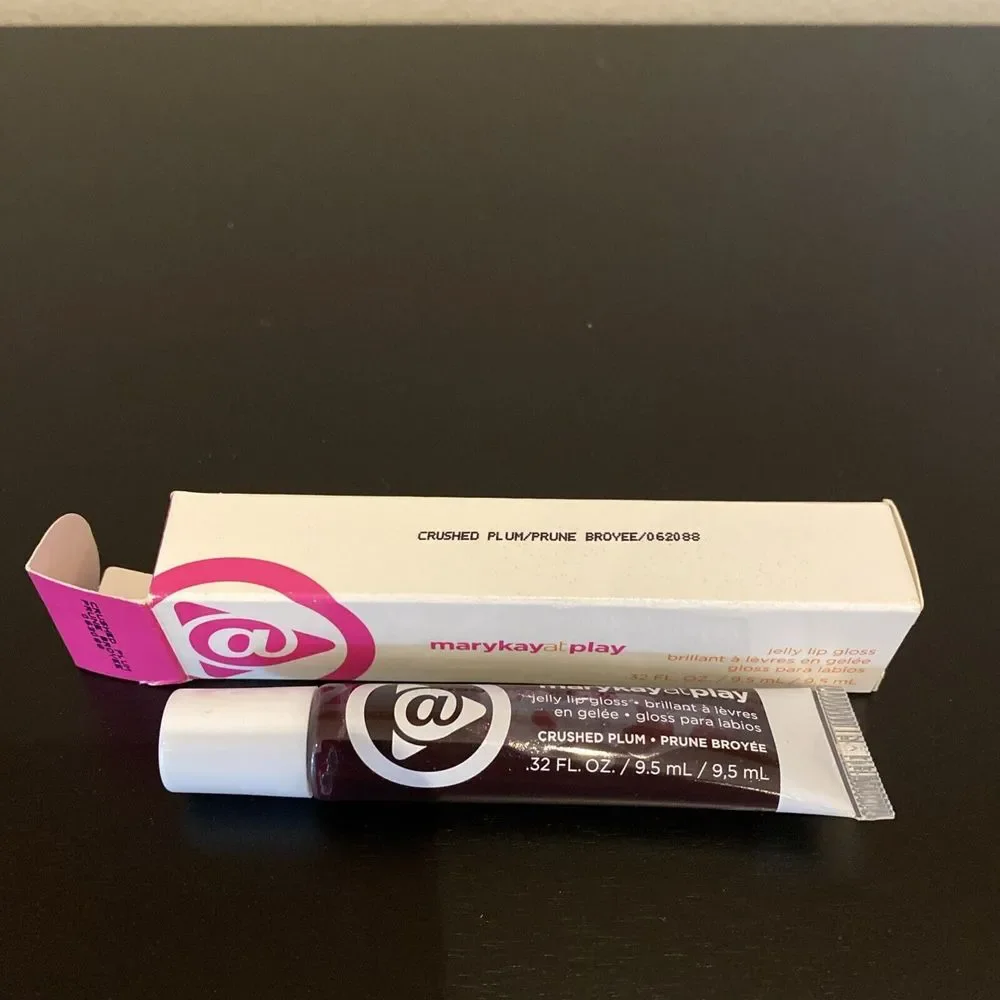 Mary Kay At Play Jelly Lip Gloss .32 fl oz Crushed‎ Plum 062088 New in Box